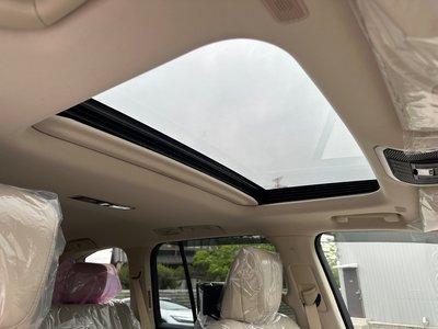 صورة مصغرة 71 لـ 2025 Toyota LAND CRUISER 300