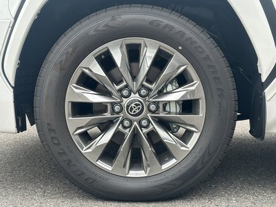 صورة مصغرة 34 لـ 2025 Toyota LAND CRUISER 300
