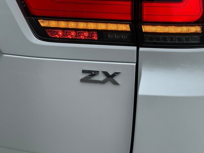 صورة مصغرة 31 لـ 2025 Toyota LAND CRUISER 300