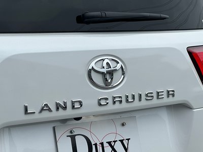 صورة مصغرة 28 لـ 2025 Toyota LAND CRUISER 300