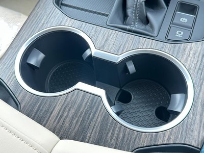 صورة مصغرة 50 لـ 2025 Toyota LAND CRUISER 300