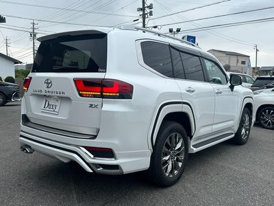 صورة مصغرة 24 لـ 2025 Toyota LAND CRUISER 300