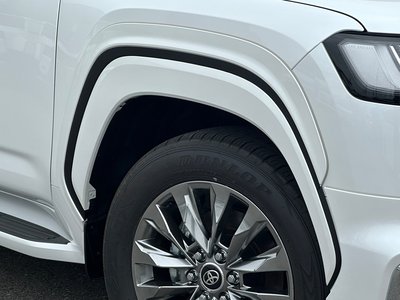 صورة مصغرة 22 لـ 2025 Toyota LAND CRUISER 300