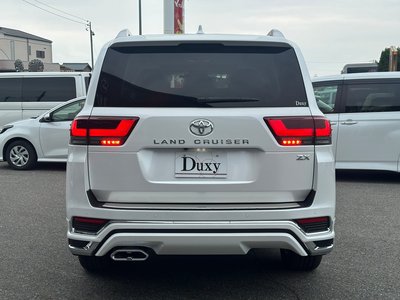 صورة مصغرة 6 لـ 2025 Toyota LAND CRUISER 300