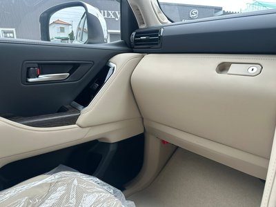 صورة مصغرة 63 لـ 2025 Toyota LAND CRUISER 300