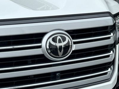 صورة مصغرة 14 لـ 2025 Toyota LAND CRUISER 300