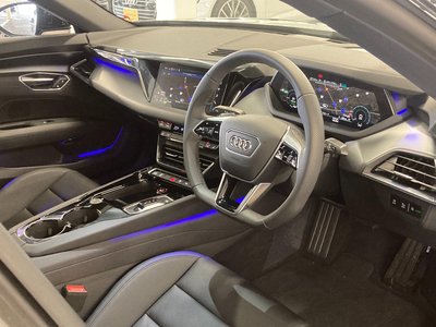 2024 AUDI E-TRON GT QUATTRO — фото 8