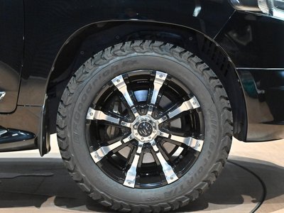 صورة 67 لـ 2017 Toyota LAND CRUISER 200