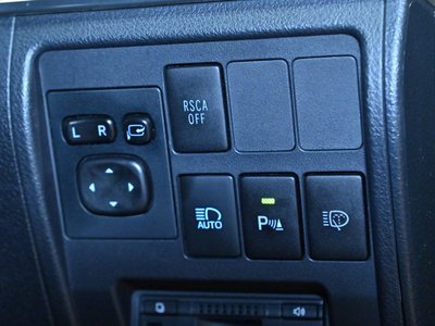 صورة 31 لـ 2017 Toyota LAND CRUISER 200