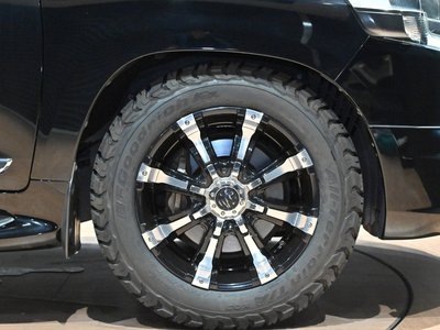 صورة 68 لـ 2017 Toyota LAND CRUISER 200