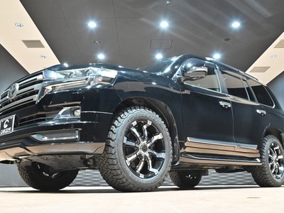 صورة 70 لـ 2017 Toyota LAND CRUISER 200