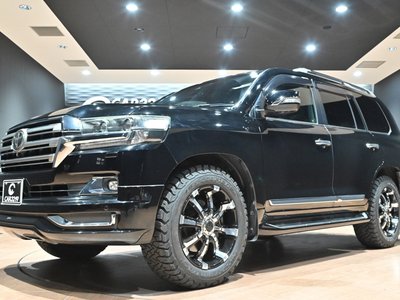 صورة 44 لـ 2017 Toyota LAND CRUISER 200