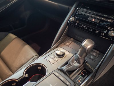 صورة مصغرة 11 لـ 2021 Lexus IS