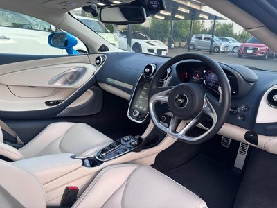 2023 Mclaren GT thumbnail 17