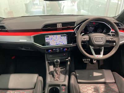 صورة 11 لـ 2024 AUDI RS Q3