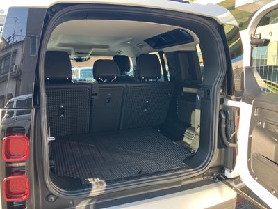 صورة 21 لـ 2024 LAND Rover DEFENDER