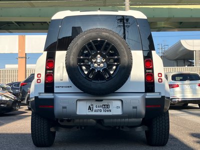 صورة 5 لـ 2024 LAND Rover DEFENDER