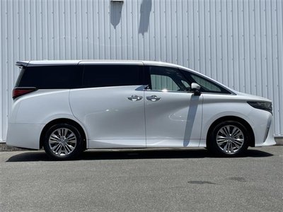 صورة 36 لـ 2025 Toyota ALPHARD
