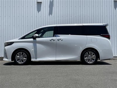 صورة 17 لـ 2025 Toyota ALPHARD