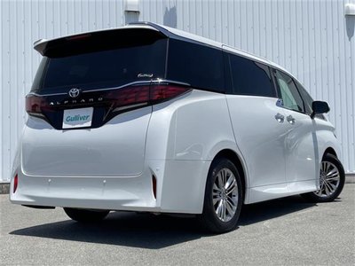 صورة 35 لـ 2025 Toyota ALPHARD