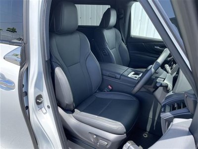 صورة 12 لـ 2025 Toyota ALPHARD