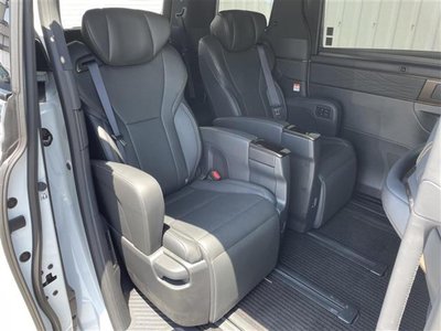 صورة 13 لـ 2025 Toyota ALPHARD