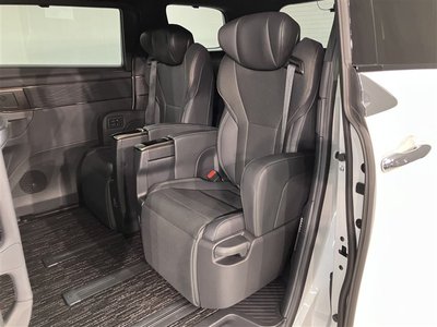 2023 Toyota ALPHARD — фото 26