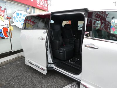 صورة 54 لـ 2025 Toyota ALPHARD