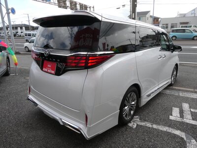 صورة 58 لـ 2025 Toyota ALPHARD