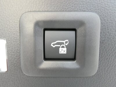 صورة 73 لـ 2025 Toyota ALPHARD