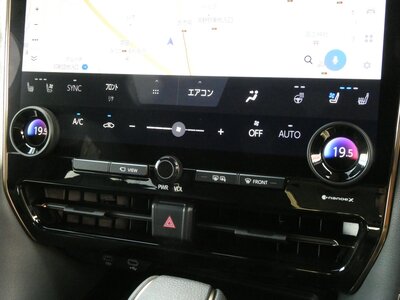 صورة 77 لـ 2025 Toyota ALPHARD