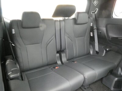 صورة 127 لـ 2025 Toyota ALPHARD