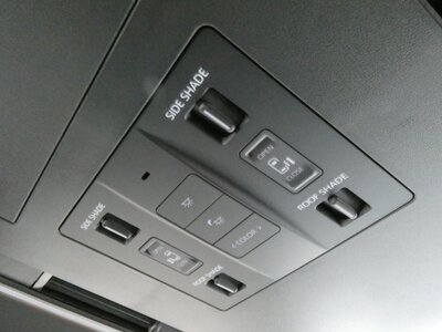 صورة 144 لـ 2025 Toyota ALPHARD