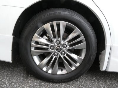 صورة 154 لـ 2025 Toyota ALPHARD