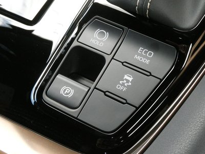 صورة 95 لـ 2025 Toyota ALPHARD