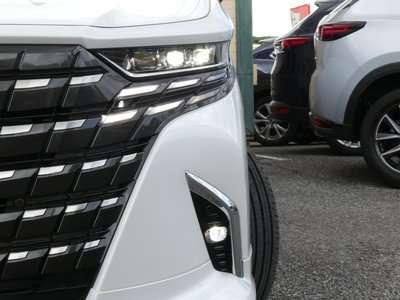 صورة 53 لـ 2025 Toyota ALPHARD
