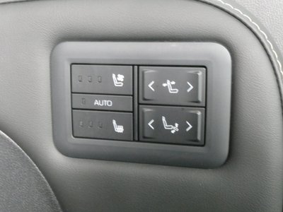 صورة 18 لـ 2025 Toyota ALPHARD