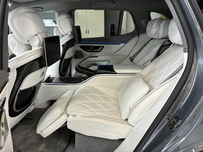 صورة 33 لـ 2024 Mercedes-BENZ EQS SUV MAYBACH