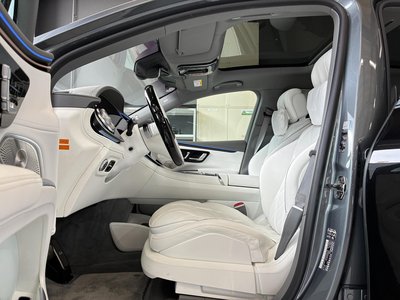 صورة 13 لـ 2024 Mercedes-BENZ EQS SUV MAYBACH