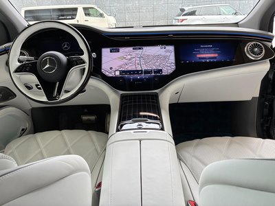 صورة 9 لـ 2024 Mercedes-BENZ EQS SUV MAYBACH