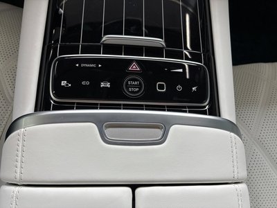 صورة 26 لـ 2024 Mercedes-BENZ EQS SUV MAYBACH