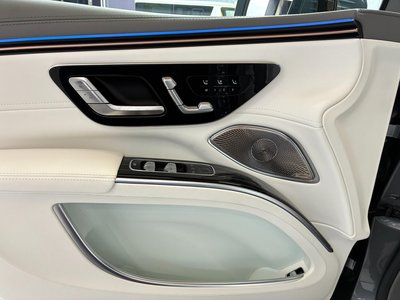 صورة 11 لـ 2024 Mercedes-BENZ EQS SUV MAYBACH
