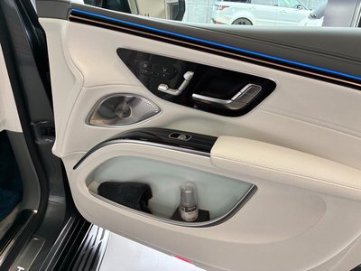 صورة 28 لـ 2024 Mercedes-BENZ EQS SUV MAYBACH