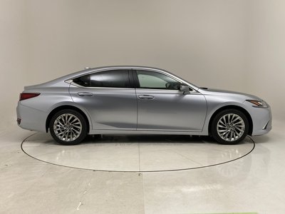 2025 Lexus ES thumbnail 45