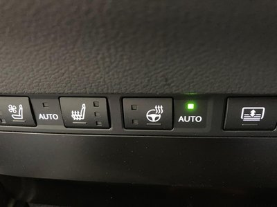 2025 Lexus ES thumbnail 23