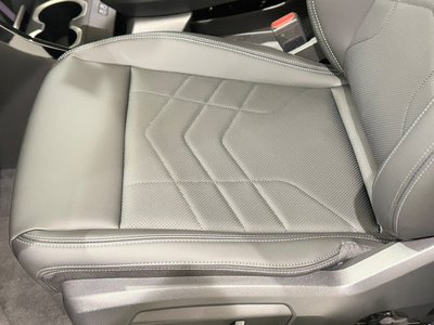 2025 BMW X1 thumbnail 24