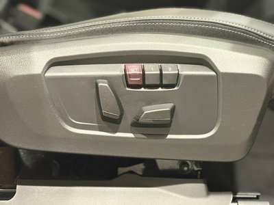 2025 BMW X1 photo 8