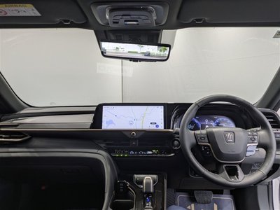 2025 Toyota CROWN SPORT photo 6