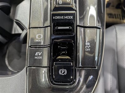 2025 Toyota CROWN SPORT photo 30