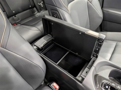 2025 Toyota CROWN SPORT photo 31
